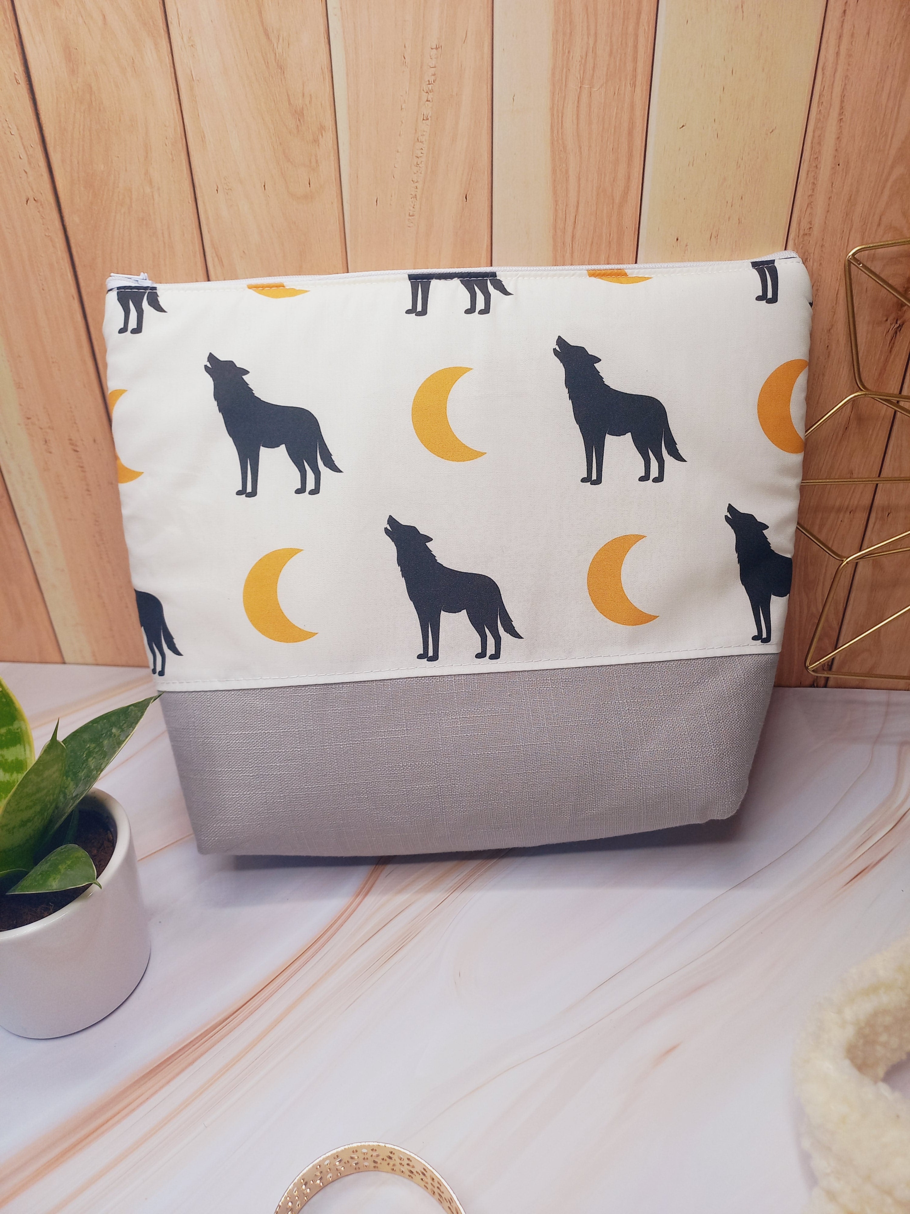 Trousse de toilette loup lune