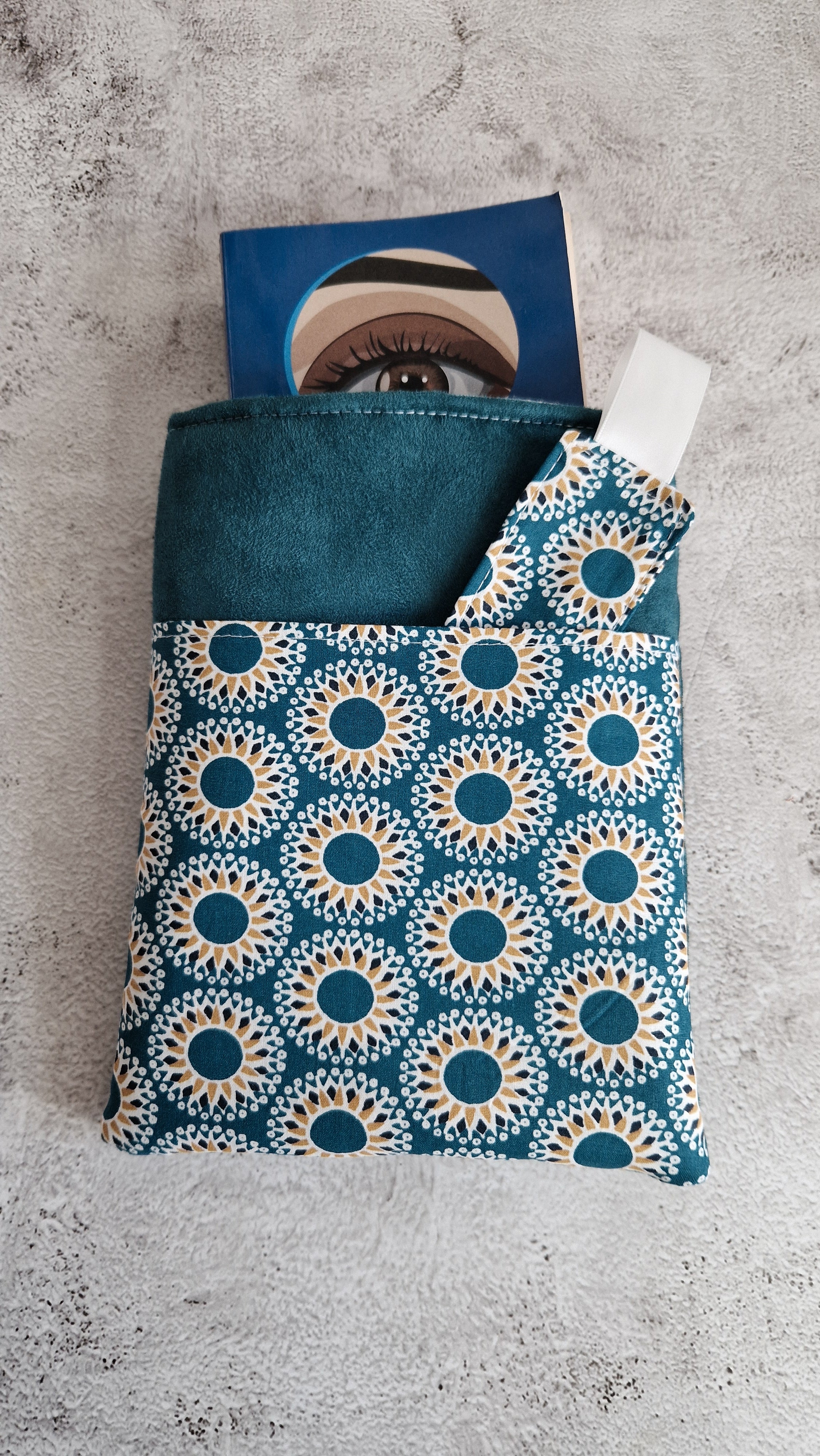 Housse à livre avec poche bleu canard