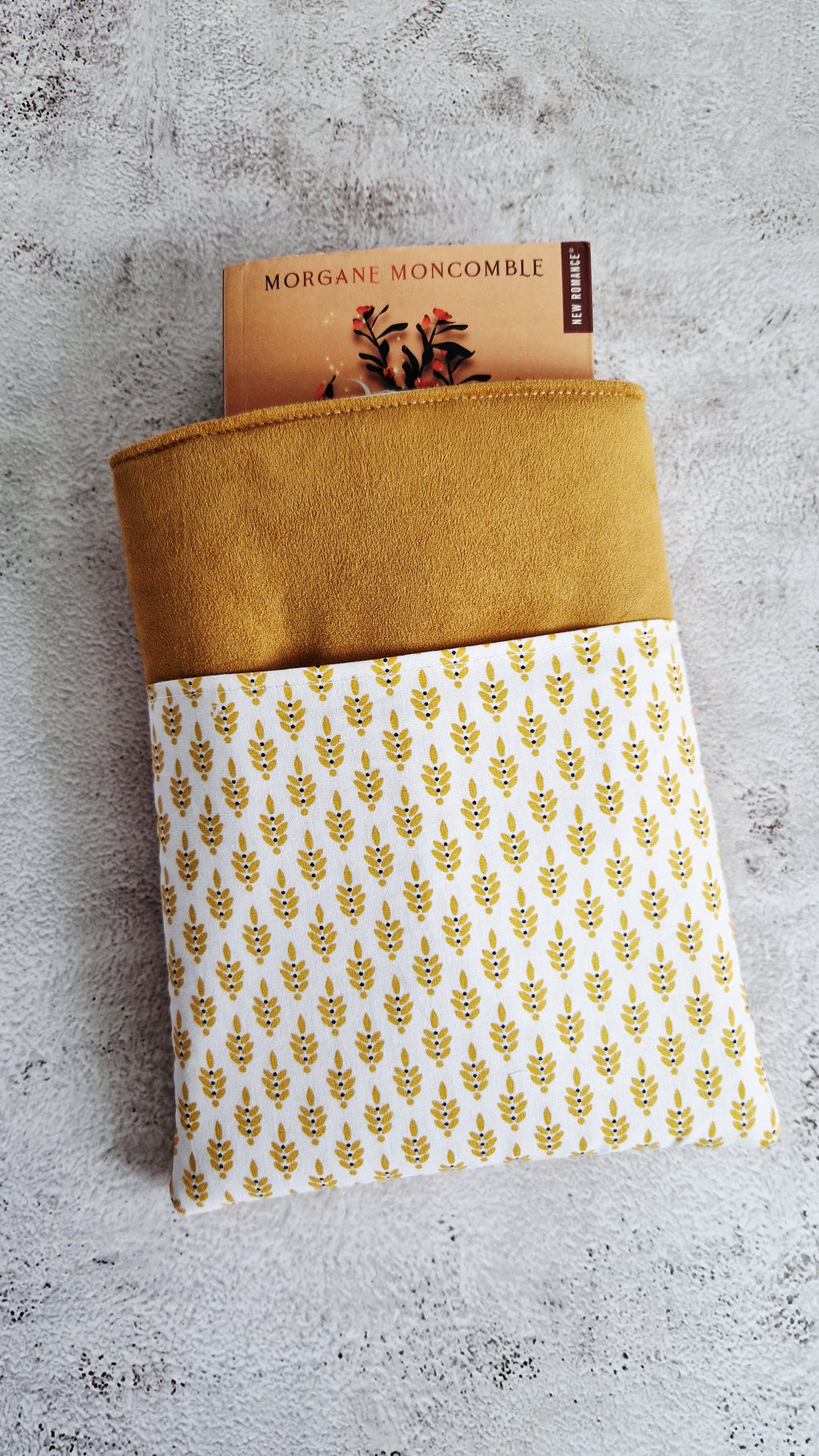 Housse à livre avec poche