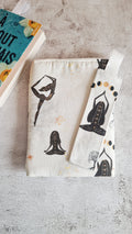 Housse livre avec marque page "yoga"