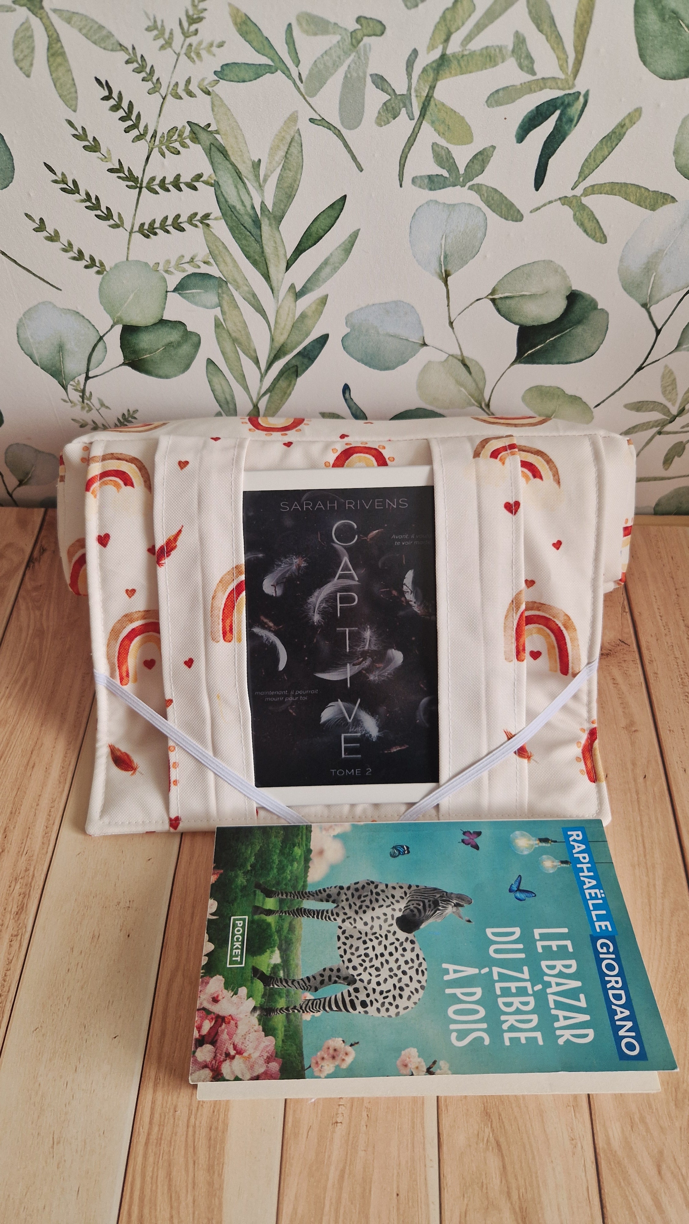 Coussin nomade arc en ciel imperméable format pocket