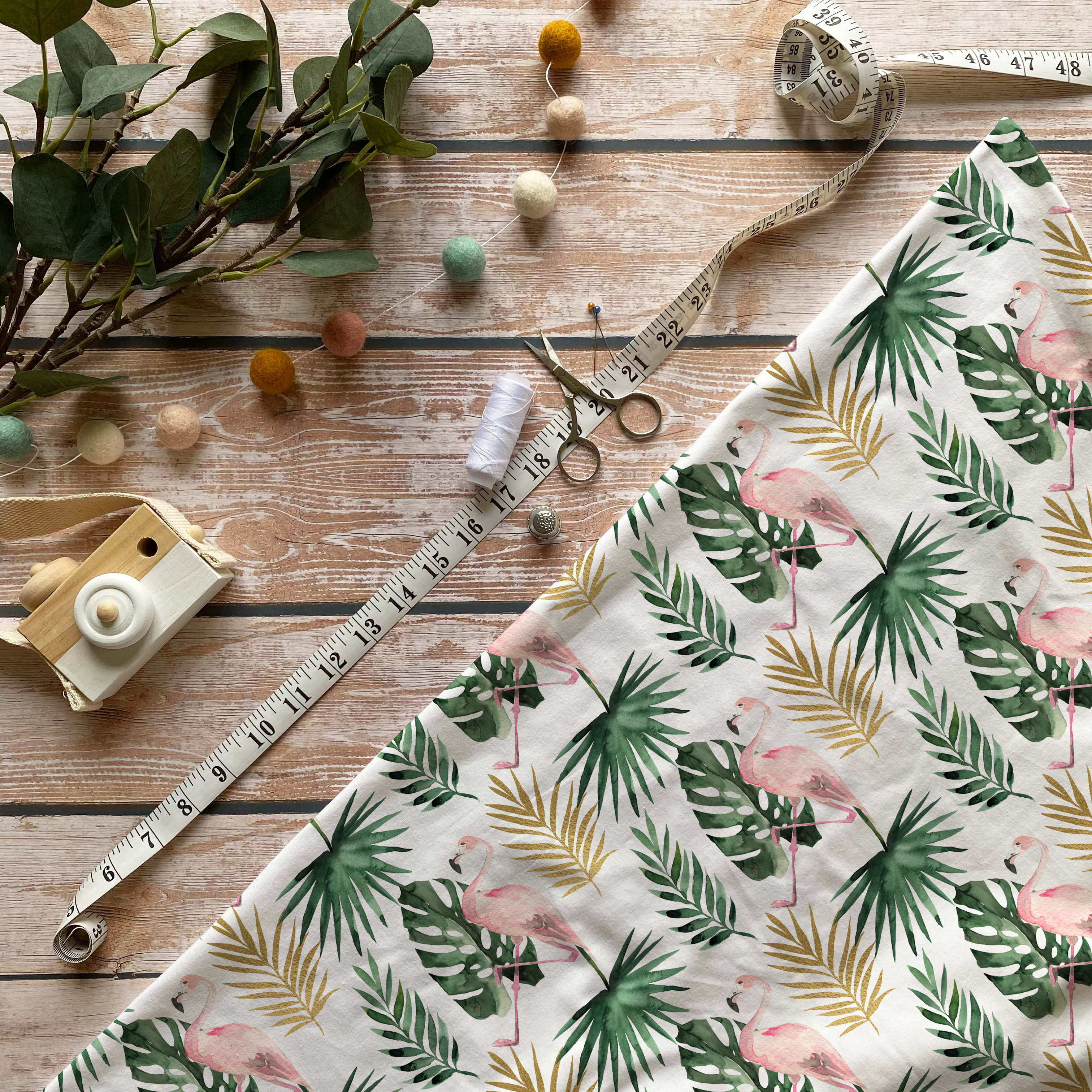 Flamands roses feuilles