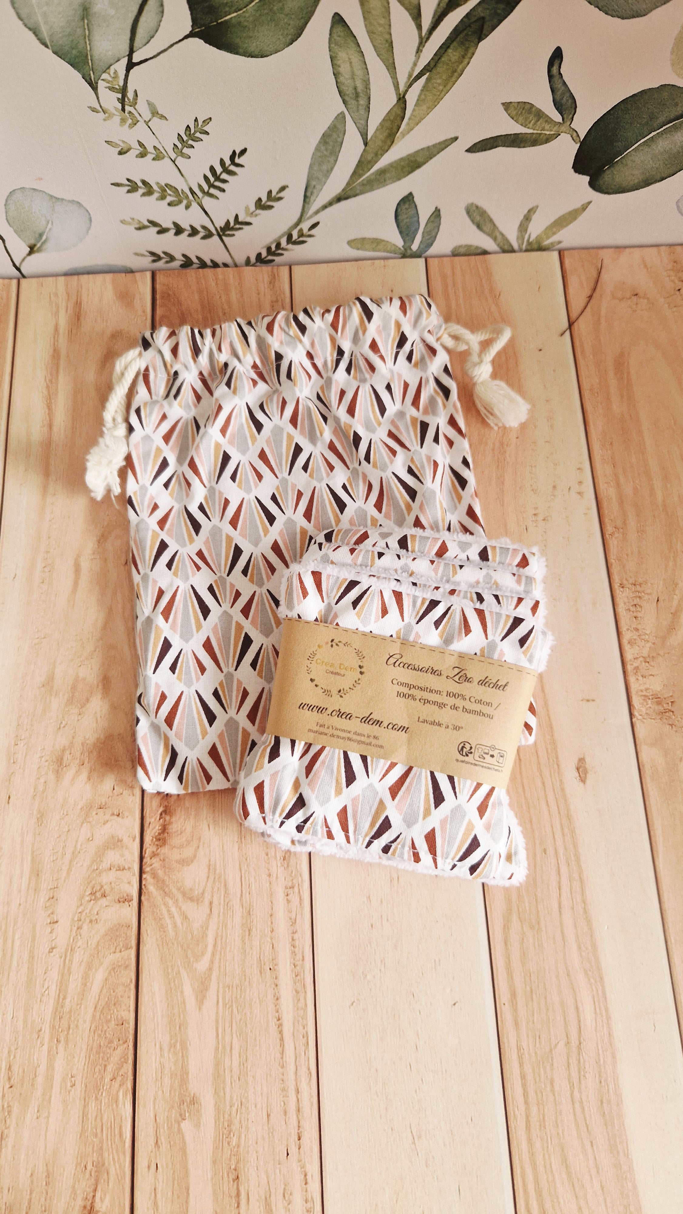 Lot 5 lingettes avec sac assortis geo rouge