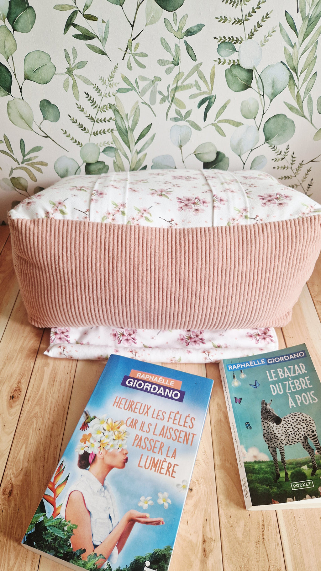 Coussin lecture 2 en 1 cerisier blanc