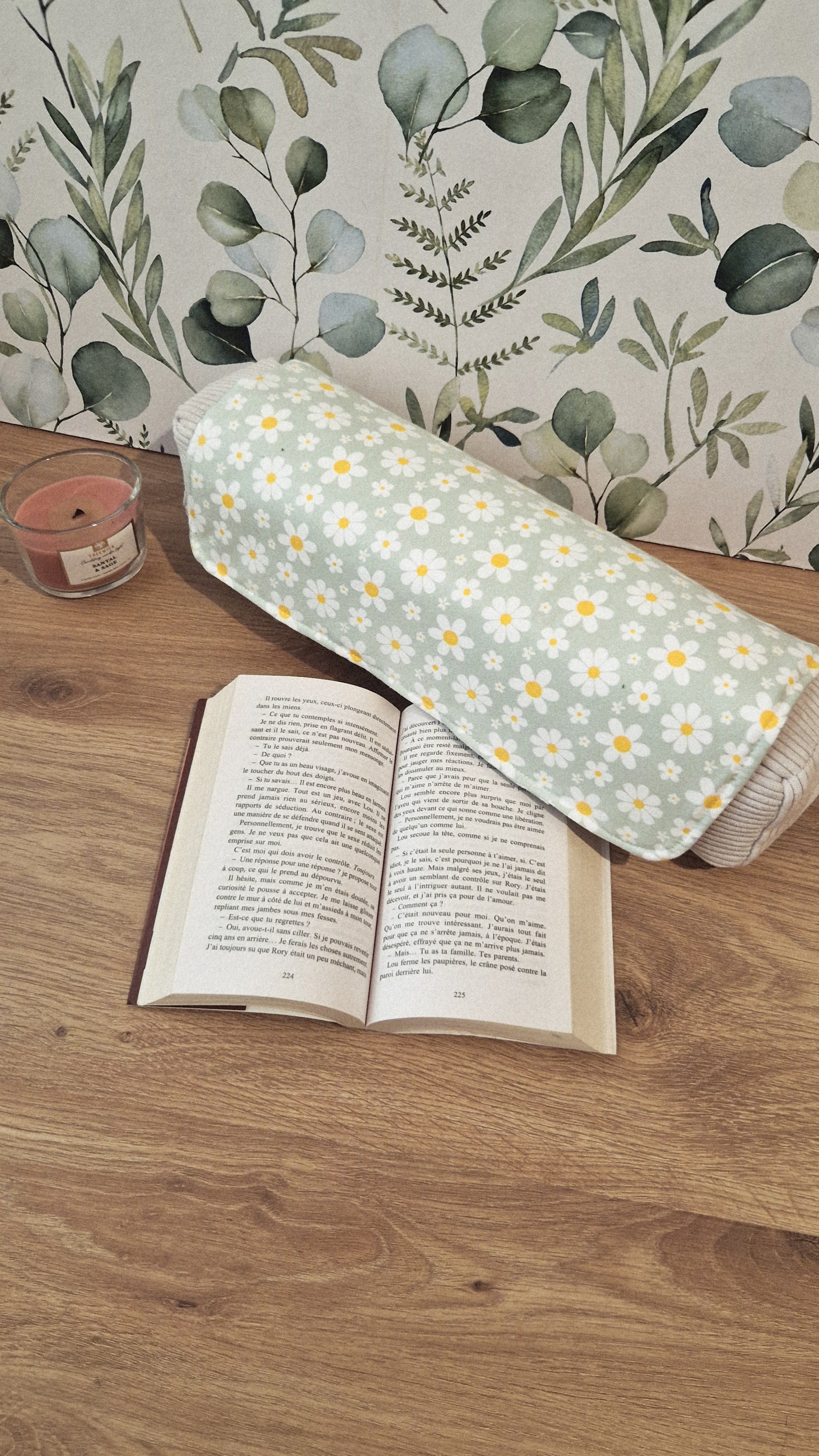 Coussin nomade marguerites vertes format brochés 2 en 1 (Copie)